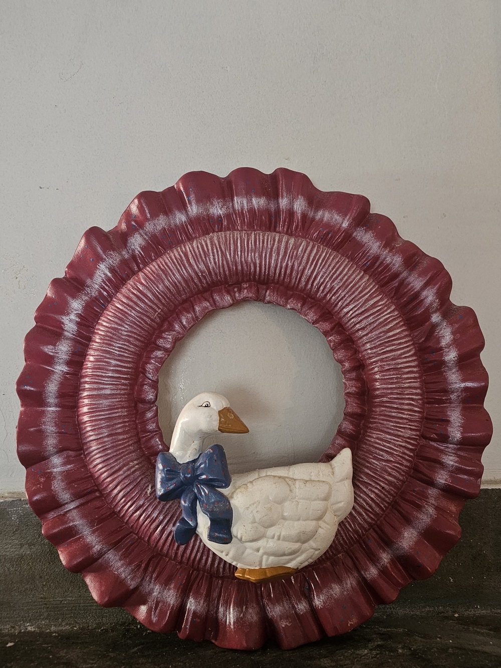 Vintage 1990s Ceramic Goose Wreath Wall Hanging 13" Mauve/Pink Cottagecore